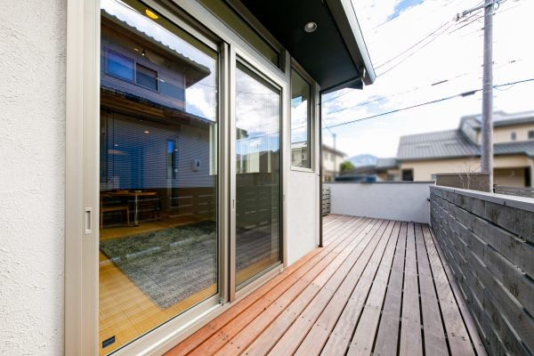 バリアフリーな平屋で新築から老後まで快適＆安全な住まいづくり