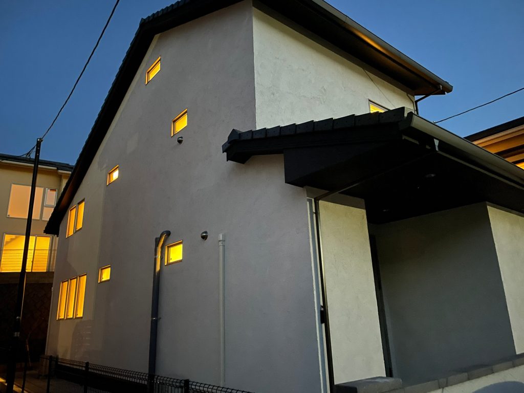 そとん壁外壁でメンテナンス性もデザイン性も満足な自然素材の家づくり