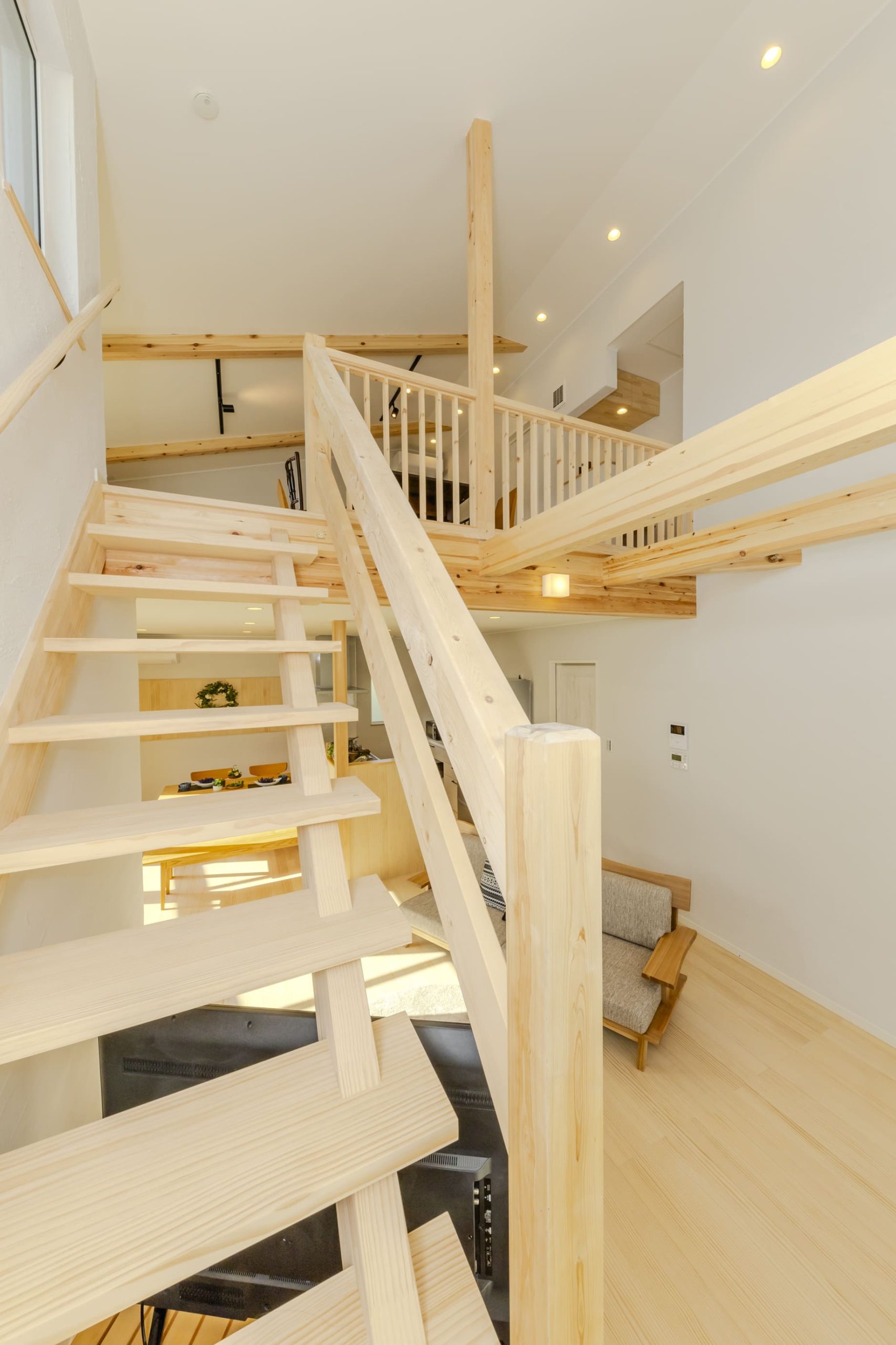 スケルトン階段とは