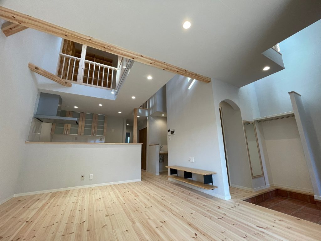 縦長間取りの2階建てで後悔しない家づくり